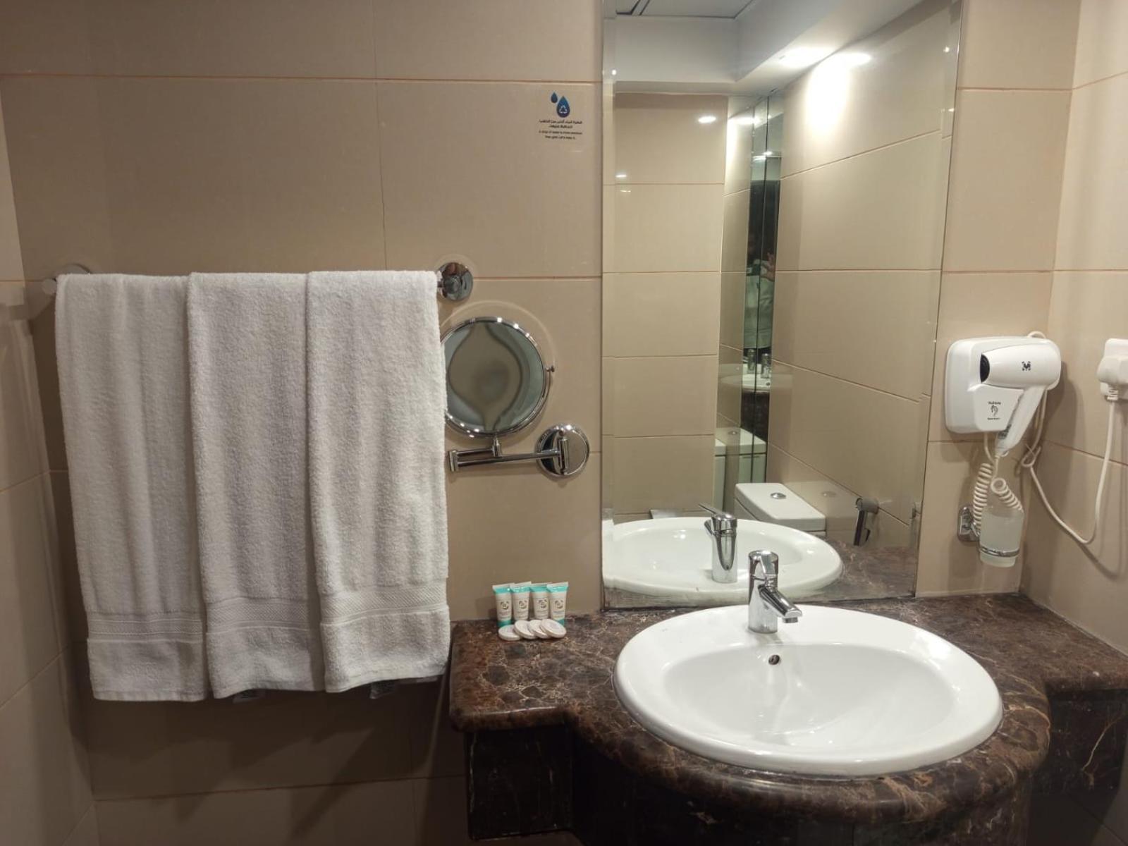 Hayah Plaza Hotel 메디나 외부 사진